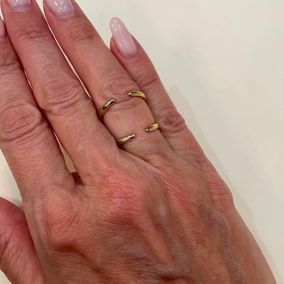 Luv AJ The Triple Spear Bangle Ring in Antique Gold - Picture 4 of 7